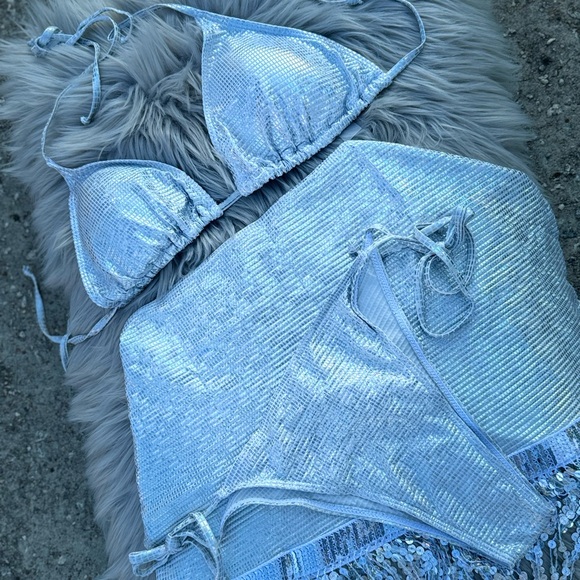 Shimmering Blue Bikini Set - Picture 1 of 1
